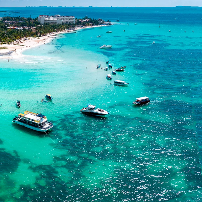 Catamarán  Platinum Snorkel y Club de Playa  Cancún 2026